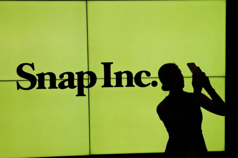 AI News 16/04/2026: Snap cắt giảm nhân sự vì AI, GPT-5.4 giải bài toán 30 năm và AI agent sẵn sàng cho doanh nghiệp